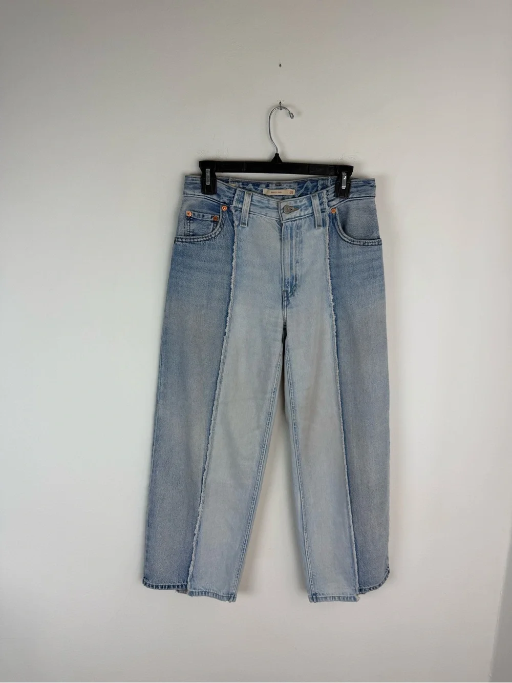 Levi's Baggy Dad Recrafted Straight Jeans 2 Toned Size 26 - Picture 3 of 7